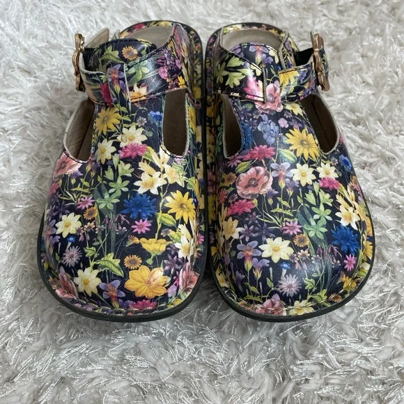 Alegria Classic Cultivate Floral Slip On Clog - Size 36 - Picture 1 of 8